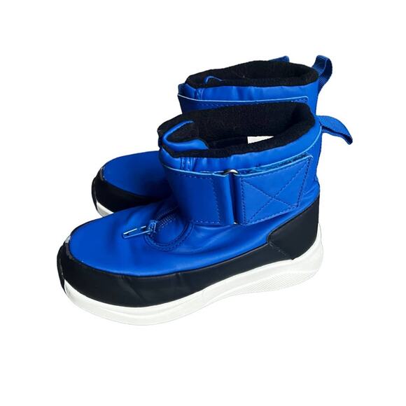 wonder nation Shoes - Boy’s snow boots.  Size 12